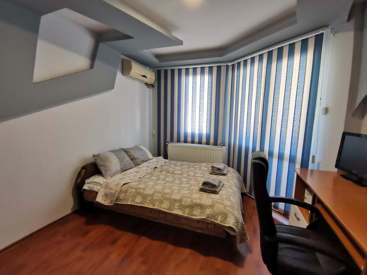 Central Apartment Targovishte ภายนอก รูปภาพ