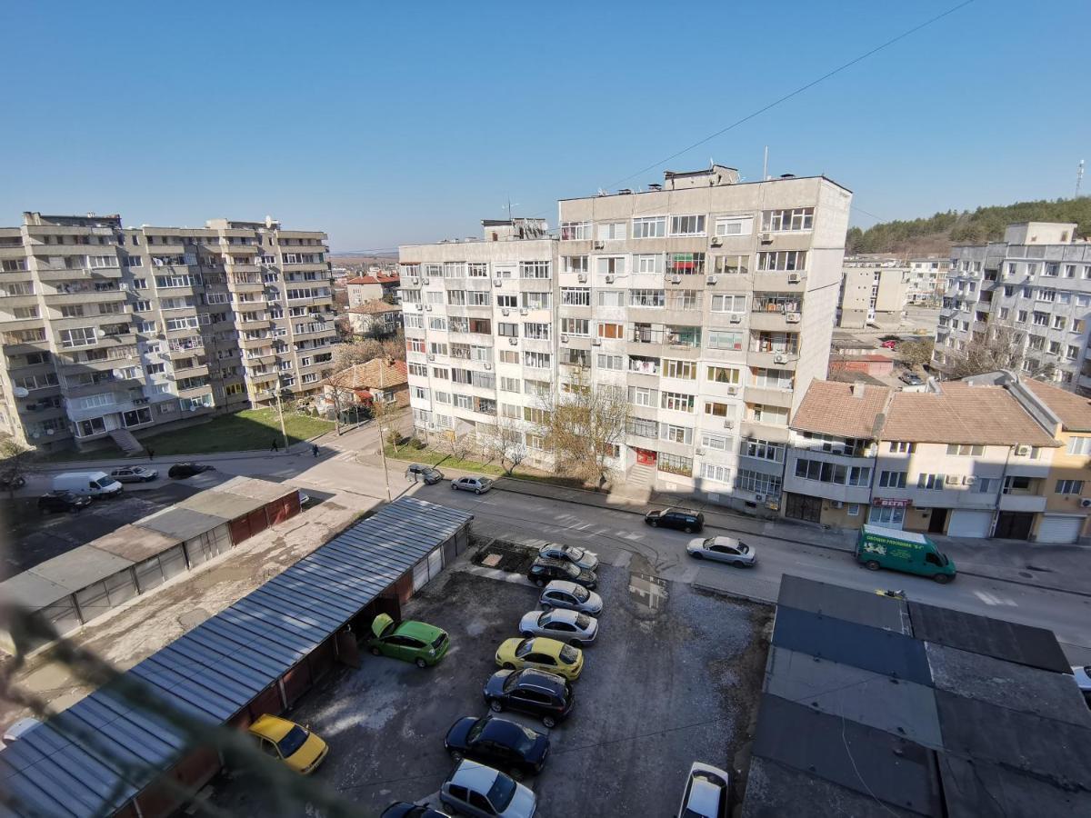 Central Apartment Targovishte ภายนอก รูปภาพ