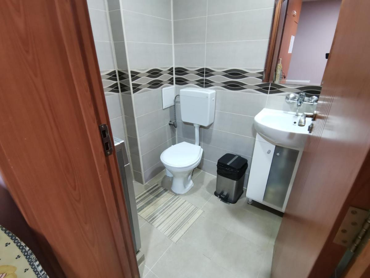 Central Apartment Targovishte ภายนอก รูปภาพ